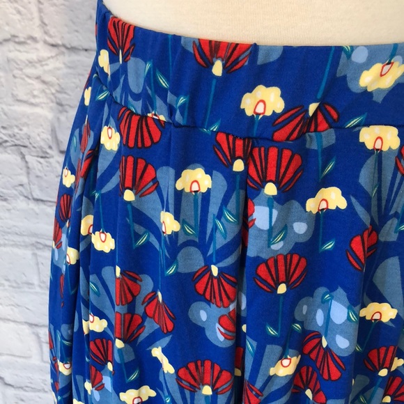 FINAL Price LuLaRoe | Madison Skirt Hidden Pockets - Picture 3 of 8